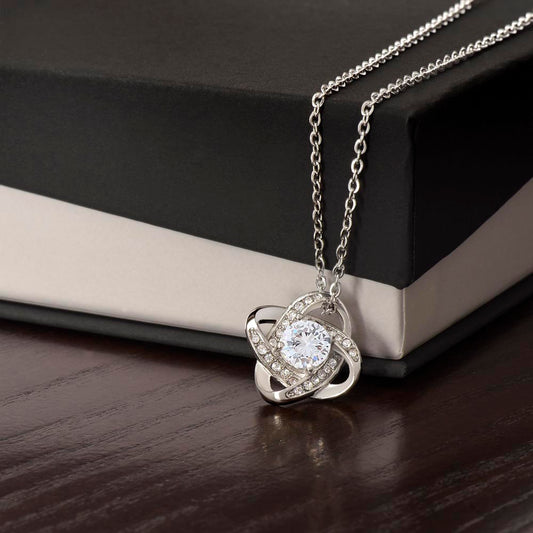 Eternal Elegance: Discover the Radiance of Our Timeless Necklace Collection