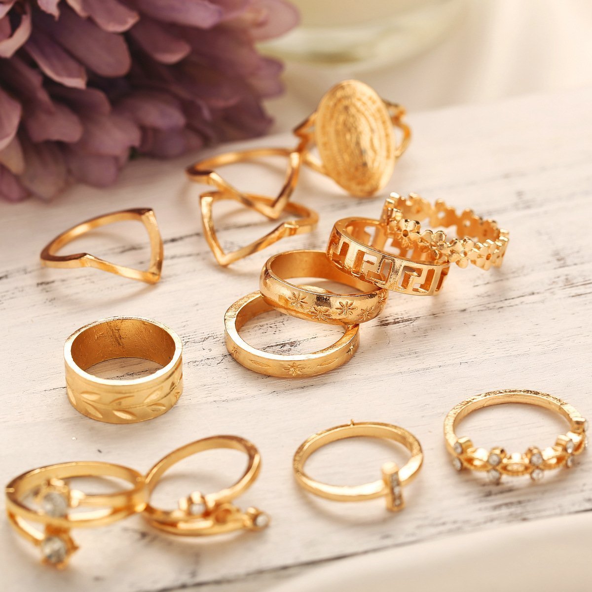 Dstoreishop 13 Piece Medallion Ring Set with Austrian Crystals, 18K Gold Plated Ring, Italy Design